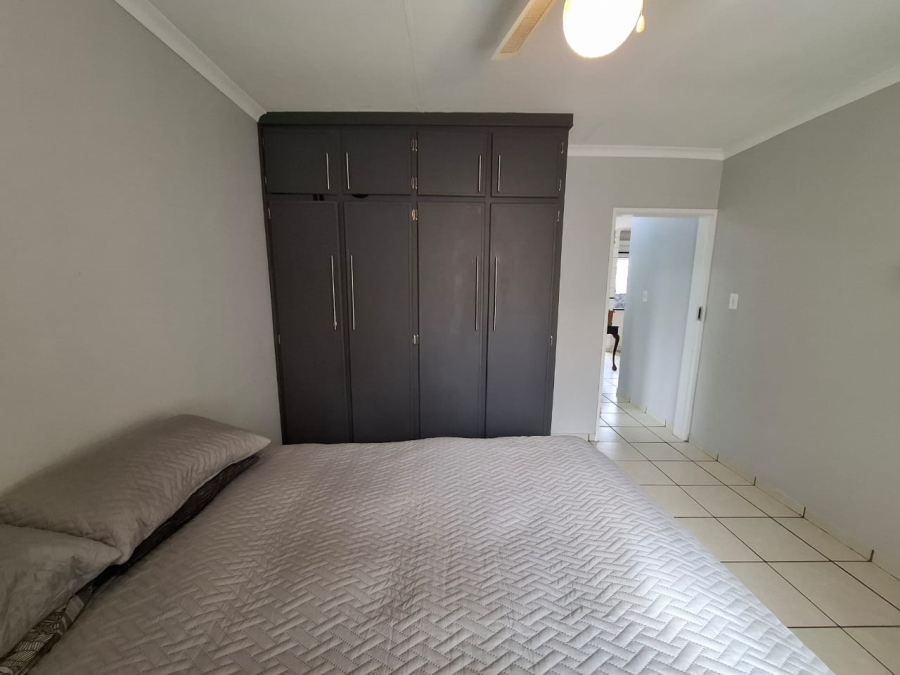 2 Bedroom Property for Sale in Langenhovenpark Free State